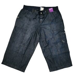 Lane Bryant NWT Dark Blue Cargo Style Capri Pants Size 18